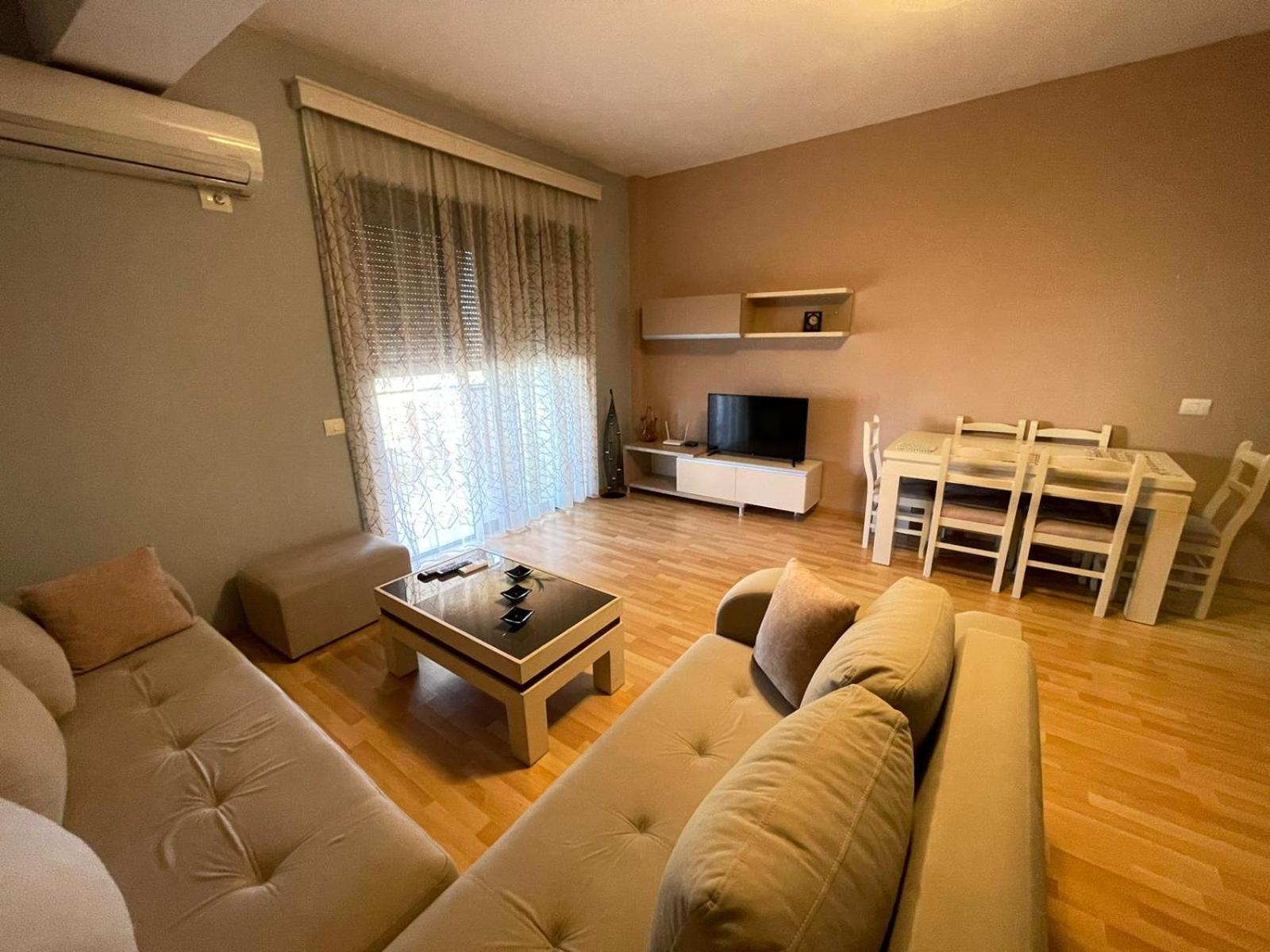 Xhemi'S Apartment Σαράντα Εξωτερικό φωτογραφία
