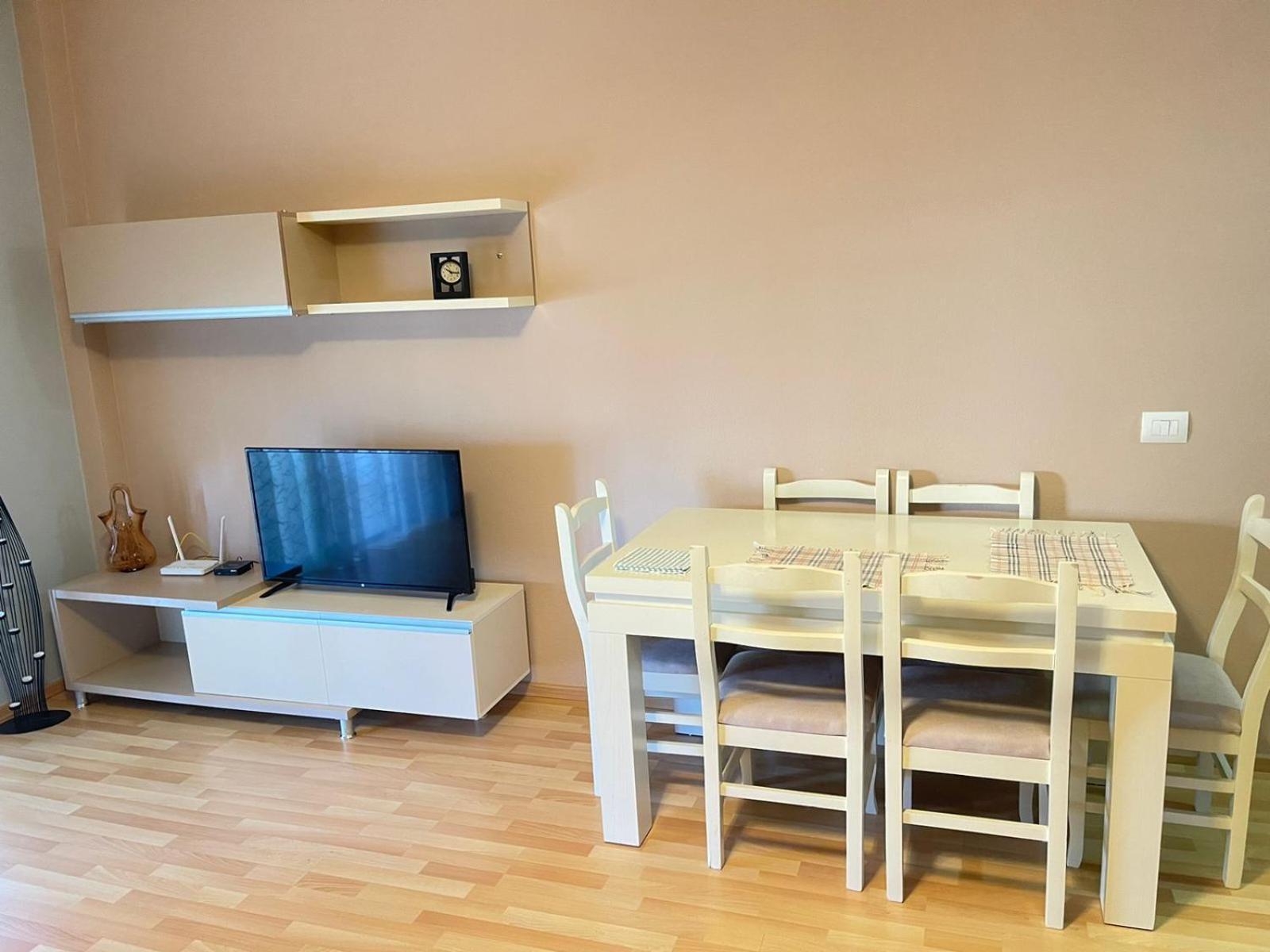 Xhemi'S Apartment Σαράντα Εξωτερικό φωτογραφία
